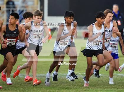 Thumbnail 3 in UIL 4A Boys Cross Country State Final photogallery.