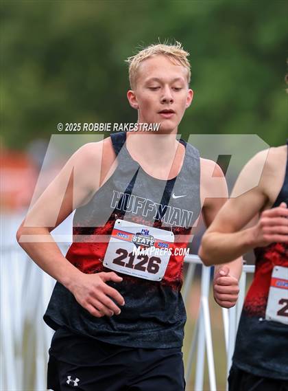 Thumbnail 1 in UIL 4A Boys Cross Country State Final photogallery.