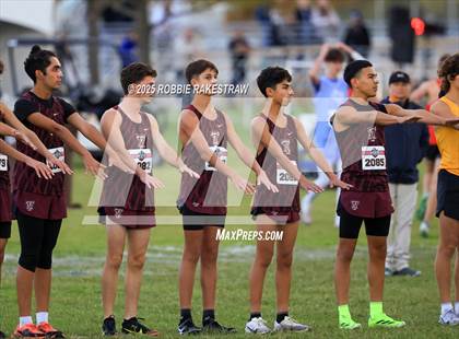 Thumbnail 2 in UIL 4A Boys Cross Country State Final photogallery.