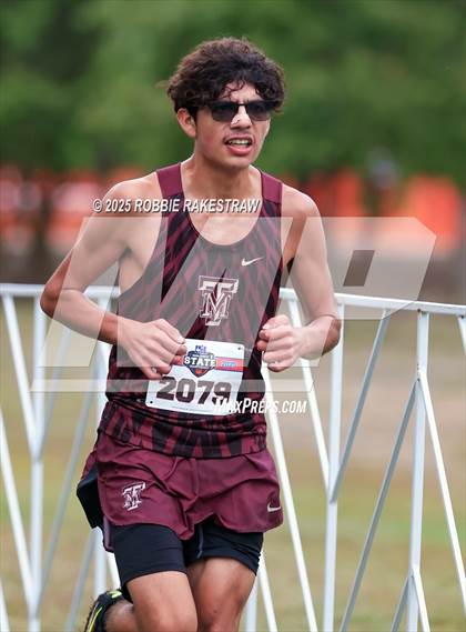 Thumbnail 3 in UIL 4A Boys Cross Country State Final photogallery.