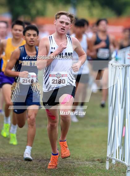 Thumbnail 3 in UIL 4A Boys Cross Country State Final photogallery.