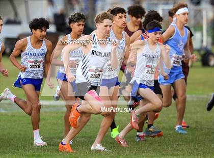Thumbnail 3 in UIL 4A Boys Cross Country State Final photogallery.