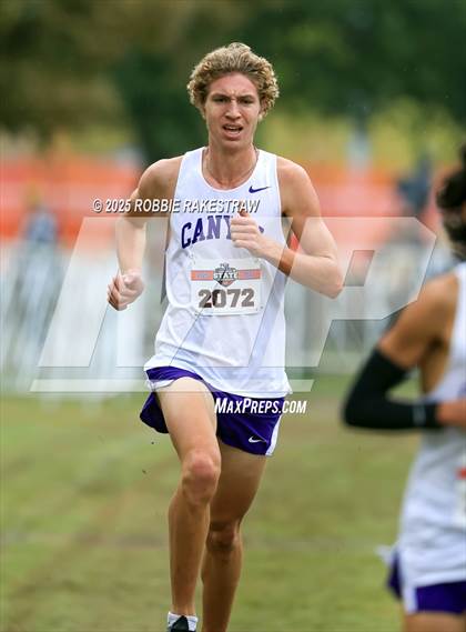 Thumbnail 1 in UIL 4A Boys Cross Country State Final photogallery.