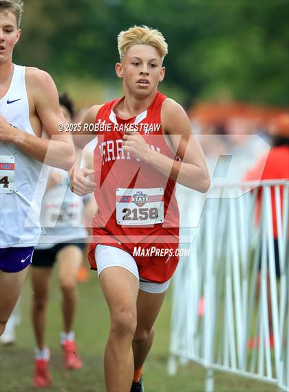 Thumbnail 1 in UIL 4A Boys Cross Country State Final photogallery.