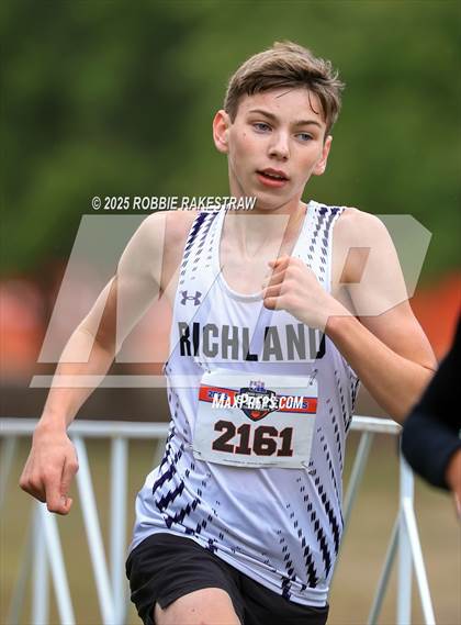 Thumbnail 1 in UIL 4A Boys Cross Country State Final photogallery.