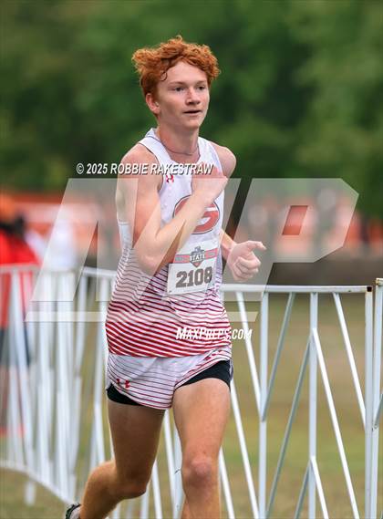 Thumbnail 1 in UIL 4A Boys Cross Country State Final photogallery.