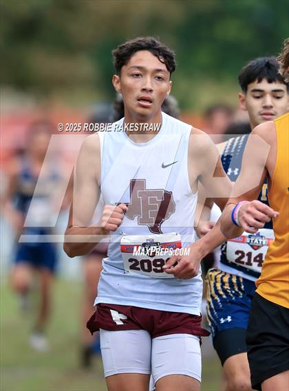 Thumbnail 1 in UIL 4A Boys Cross Country State Final photogallery.