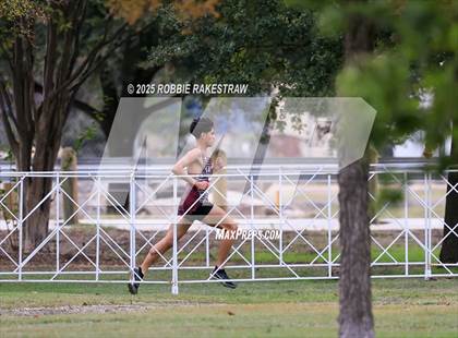 Thumbnail 3 in UIL 4A Boys Cross Country State Final photogallery.