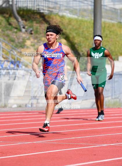 Thumbnail 2 in 6th Annual Meb Keflezighi Invitational photogallery.