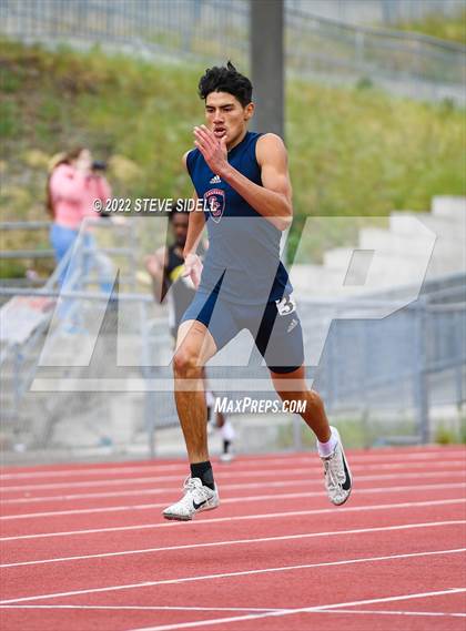 Thumbnail 2 in 6th Annual Meb Keflezighi Invitational photogallery.