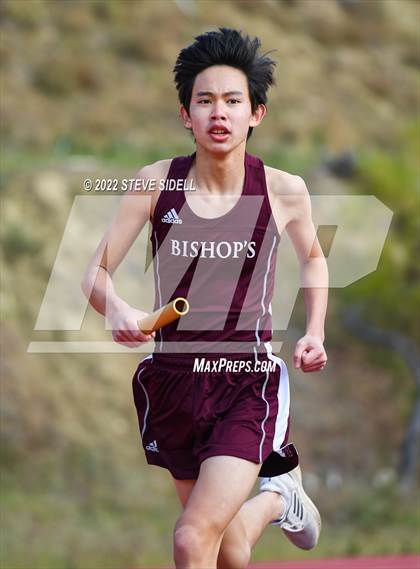 Thumbnail 1 in 6th Annual Meb Keflezighi Invitational photogallery.