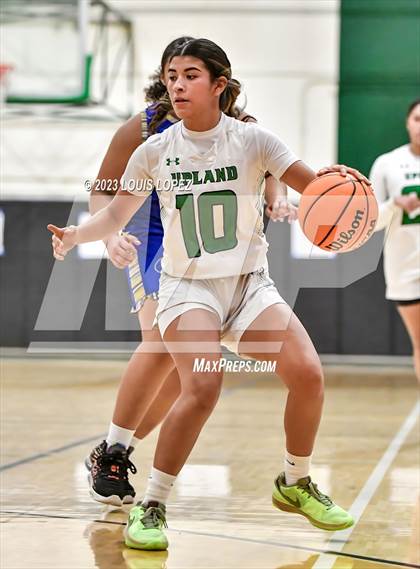 Thumbnail 1 in Grossmont @ Upland photogallery.