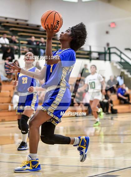 Thumbnail 2 in Grossmont @ Upland photogallery.