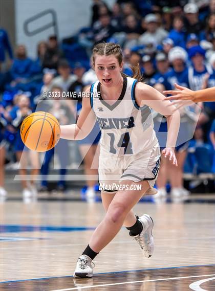 Thumbnail 1 in Kanab vs. Beaver (UHSAA 2A Final) photogallery.