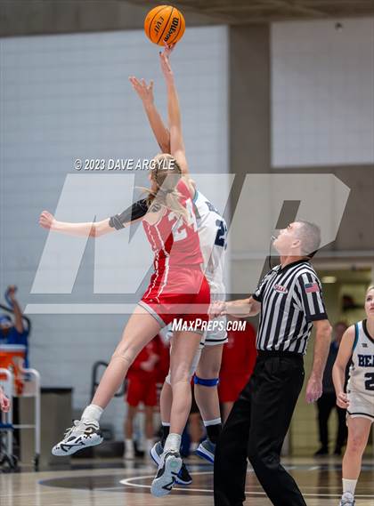 Thumbnail 2 in Kanab vs. Beaver (UHSAA 2A Final) photogallery.