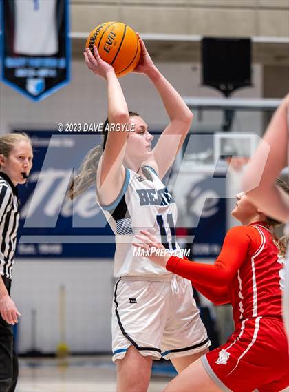 Thumbnail 1 in Kanab vs. Beaver (UHSAA 2A Final) photogallery.