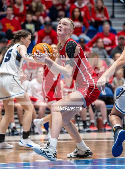 Thumbnail 3 in Kanab vs. Beaver (UHSAA 2A Final) photogallery.