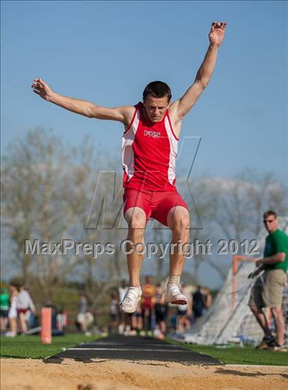 Thumbnail 2 in Wolverine Track Classic (Boys)  photogallery.