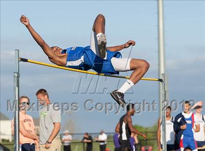 Thumbnail 3 in Wolverine Track Classic (Boys)  photogallery.