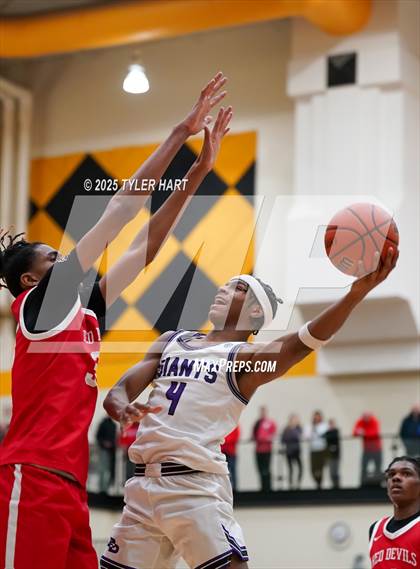 Thumbnail 2 in Ben Davis vs. Pike (IHSAA 4A Sectional Semi Final) photogallery.