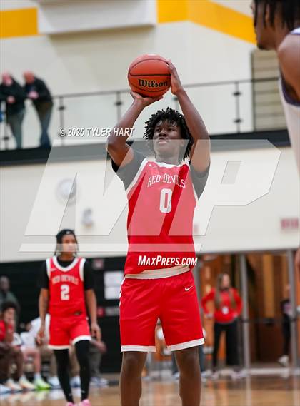 Thumbnail 2 in Ben Davis vs. Pike (IHSAA 4A Sectional Semi Final) photogallery.