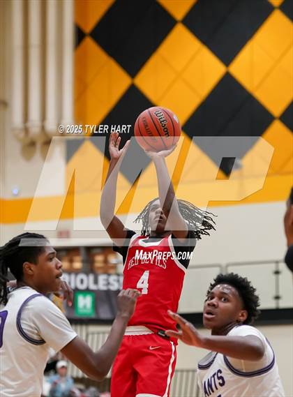 Thumbnail 2 in Ben Davis vs. Pike (IHSAA 4A Sectional Semi Final) photogallery.