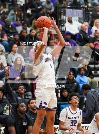 Thumbnail 1 in Ben Davis vs. Pike (IHSAA 4A Sectional Semi Final) photogallery.