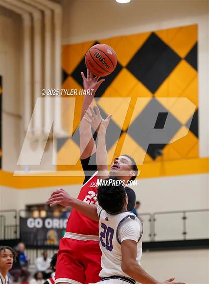 Thumbnail 3 in Ben Davis vs. Pike (IHSAA 4A Sectional Semi Final) photogallery.