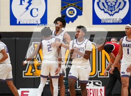 Thumbnail 1 in Ben Davis vs. Pike (IHSAA 4A Sectional Semi Final) photogallery.
