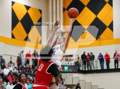 Thumbnail 2 in Ben Davis vs. Pike (IHSAA 4A Sectional Semi Final) photogallery.
