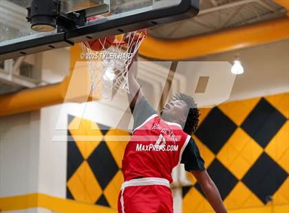 Thumbnail 2 in Ben Davis vs. Pike (IHSAA 4A Sectional Semi Final) photogallery.