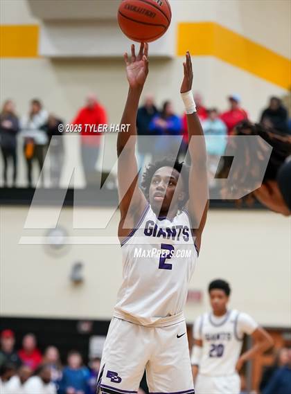 Thumbnail 3 in Ben Davis vs. Pike (IHSAA 4A Sectional Semi Final) photogallery.
