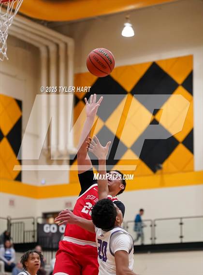 Thumbnail 1 in Ben Davis vs. Pike (IHSAA 4A Sectional Semi Final) photogallery.