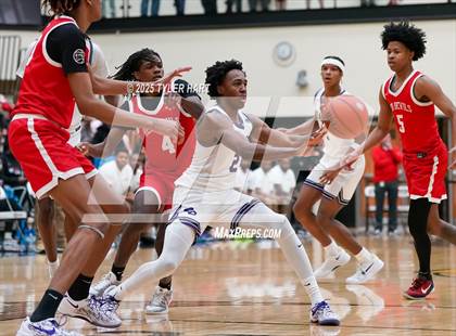 Thumbnail 2 in Ben Davis vs. Pike (IHSAA 4A Sectional Semi Final) photogallery.