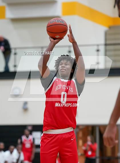 Thumbnail 3 in Ben Davis vs. Pike (IHSAA 4A Sectional Semi Final) photogallery.