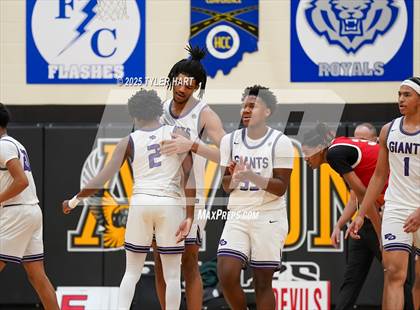 Thumbnail 3 in Ben Davis vs. Pike (IHSAA 4A Sectional Semi Final) photogallery.