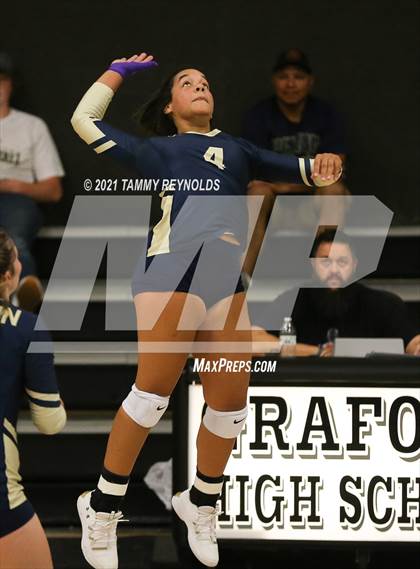 Thumbnail 1 in Perrin-Whitt vs Graford photogallery.