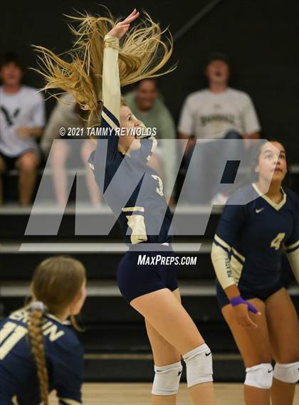 Thumbnail 3 in Perrin-Whitt vs Graford photogallery.