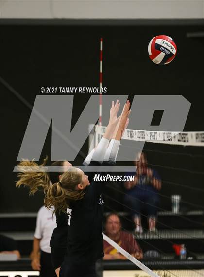 Thumbnail 1 in Perrin-Whitt vs Graford photogallery.