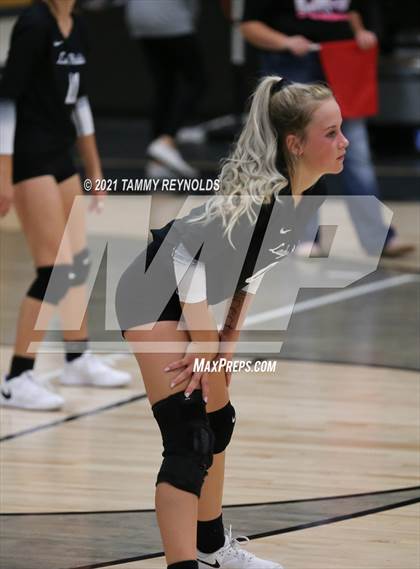 Thumbnail 3 in Perrin-Whitt vs Graford photogallery.