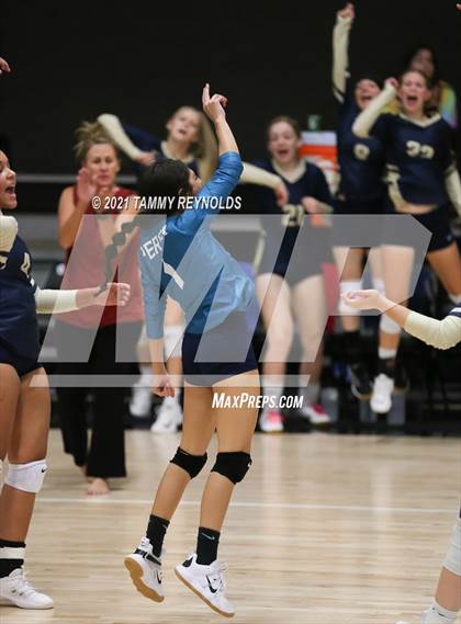 Thumbnail 3 in Perrin-Whitt vs Graford photogallery.