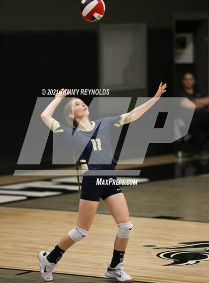 Thumbnail 1 in Perrin-Whitt vs Graford photogallery.