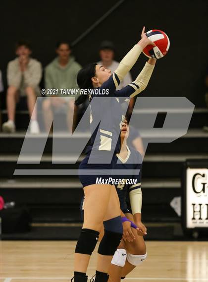 Thumbnail 3 in Perrin-Whitt vs Graford photogallery.