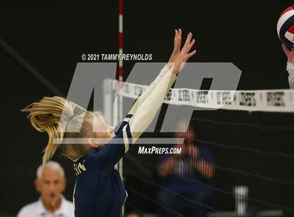 Thumbnail 1 in Perrin-Whitt vs Graford photogallery.