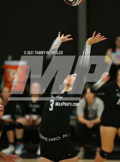 Thumbnail 1 in Perrin-Whitt vs Graford photogallery.