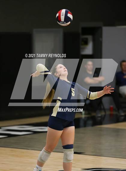 Thumbnail 3 in Perrin-Whitt vs Graford photogallery.