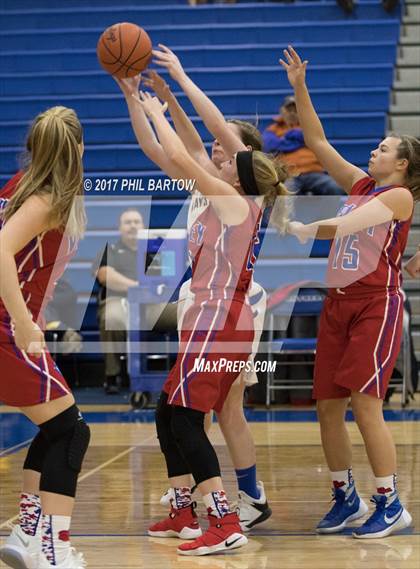 Thumbnail 3 in Licking Valley @ Maysville photogallery.
