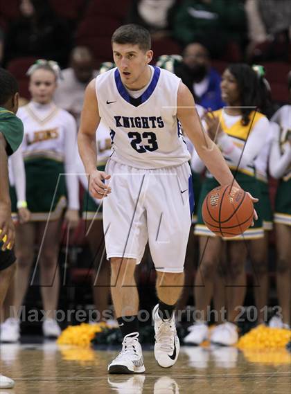 Thumbnail 2 in Roselle Catholic vs. Gill St. Bernard's (Newark National Invitational) photogallery.