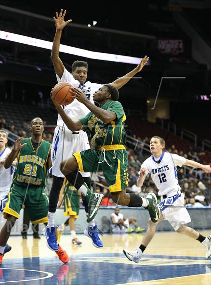 Thumbnail 1 in Roselle Catholic vs. Gill St. Bernard's (Newark National Invitational) photogallery.