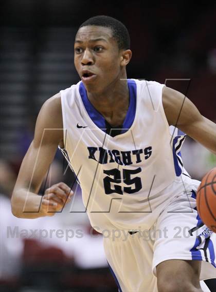 Thumbnail 1 in Roselle Catholic vs. Gill St. Bernard's (Newark National Invitational) photogallery.